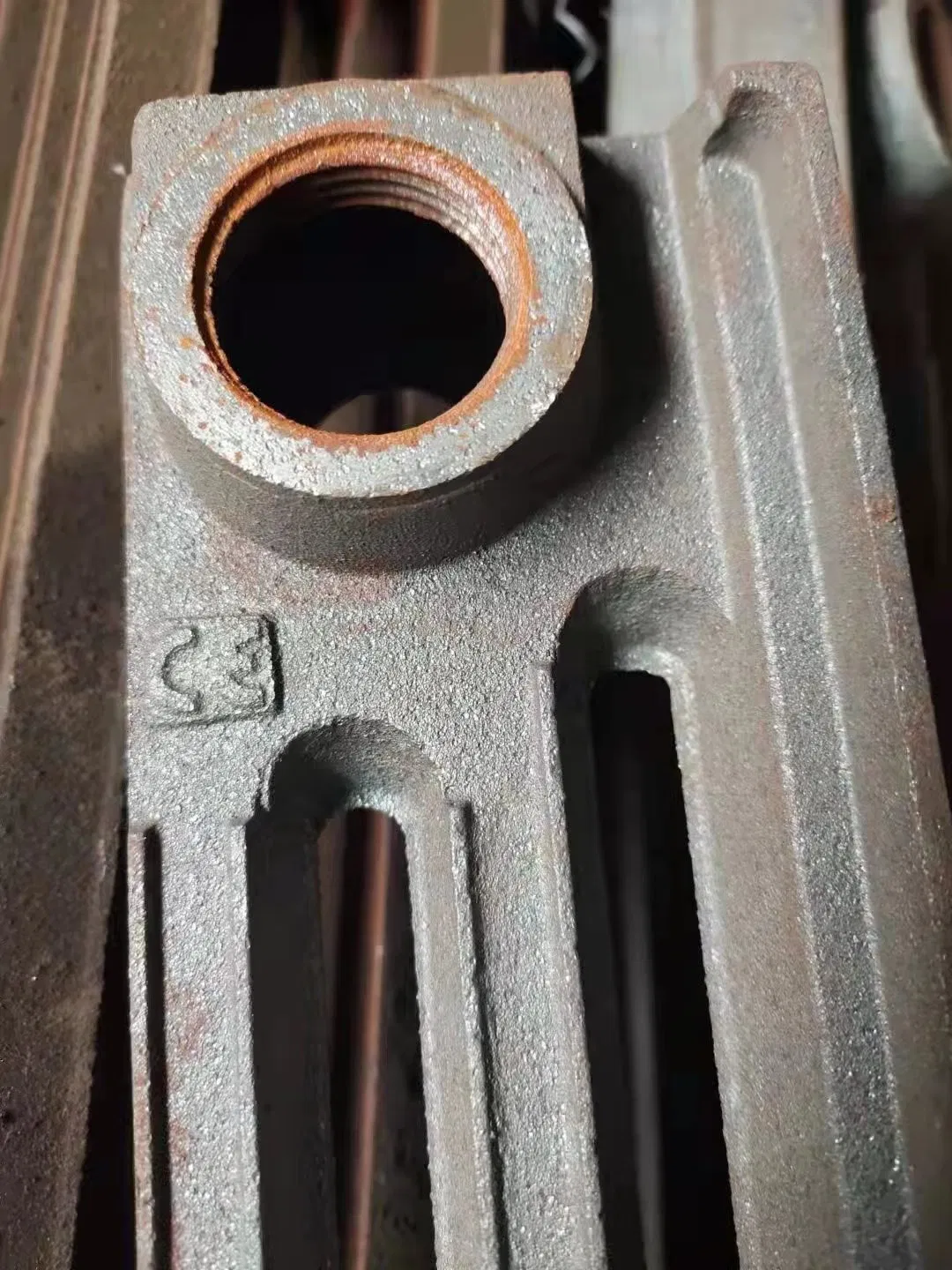 Three Columns Water Heating Radiators for Algeria