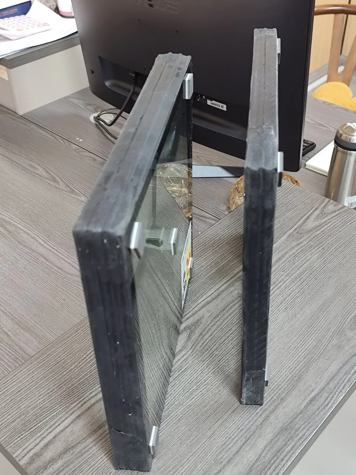 1. Fireproof Borosilicate Glass Coated in Guoxin 2h Powder