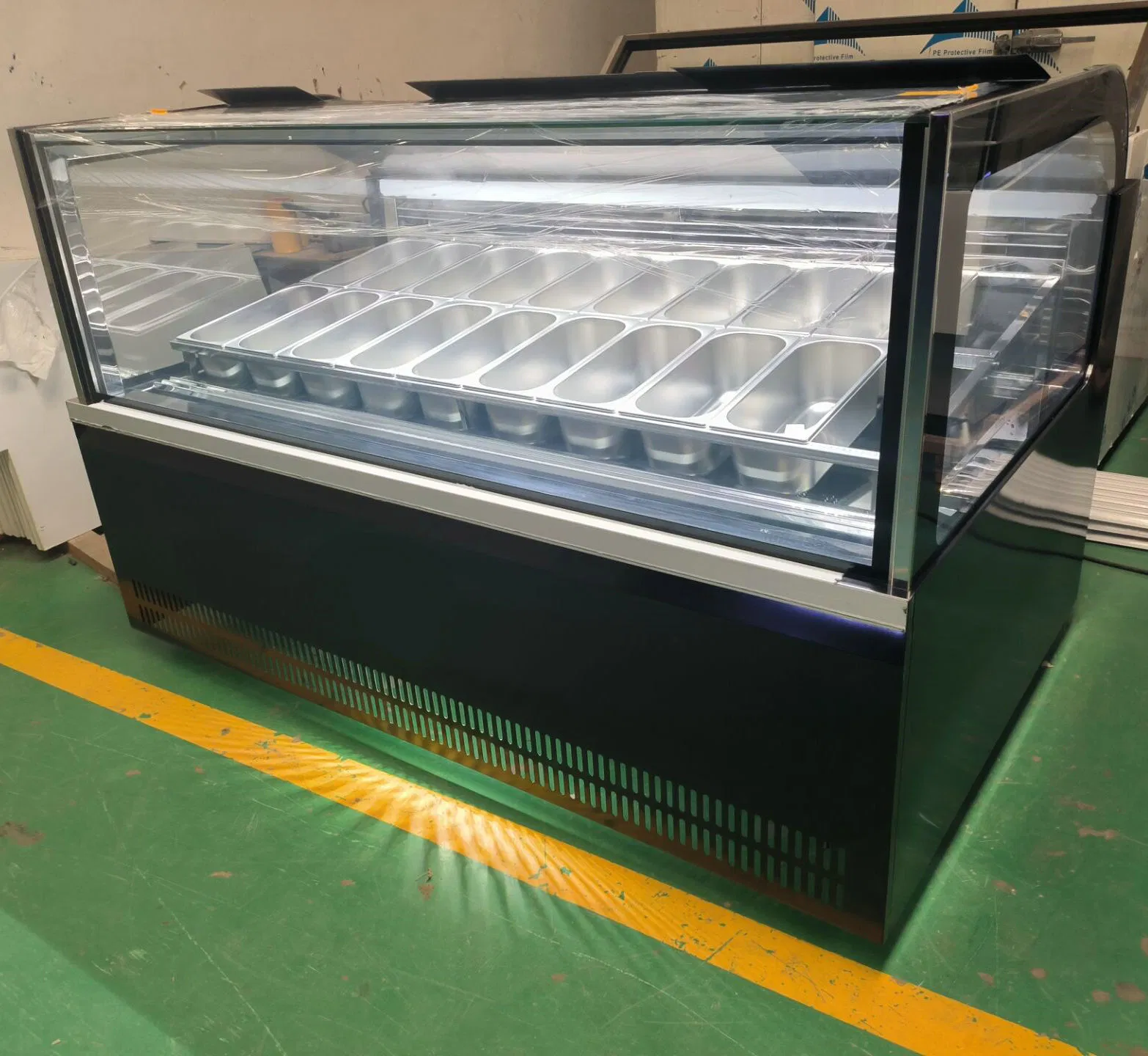 -4f Air-Cooling Design Commercial Italian Style Gelato Ice Cream Display Showcase Freezer with CE
