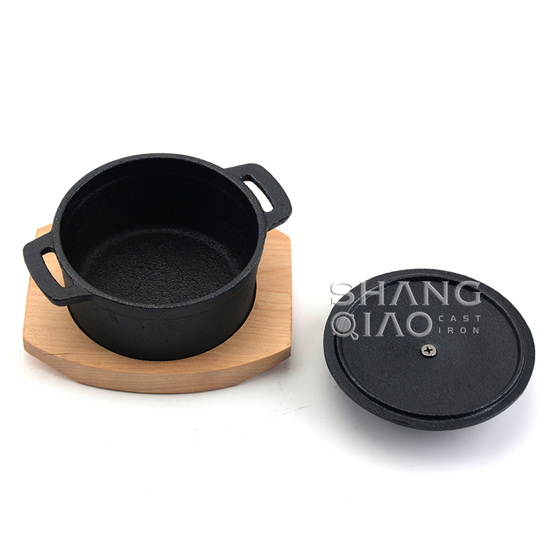 Mini Dutch Oven with Wooden Base Gratin Dish Mini Pan Kitchen Cookware