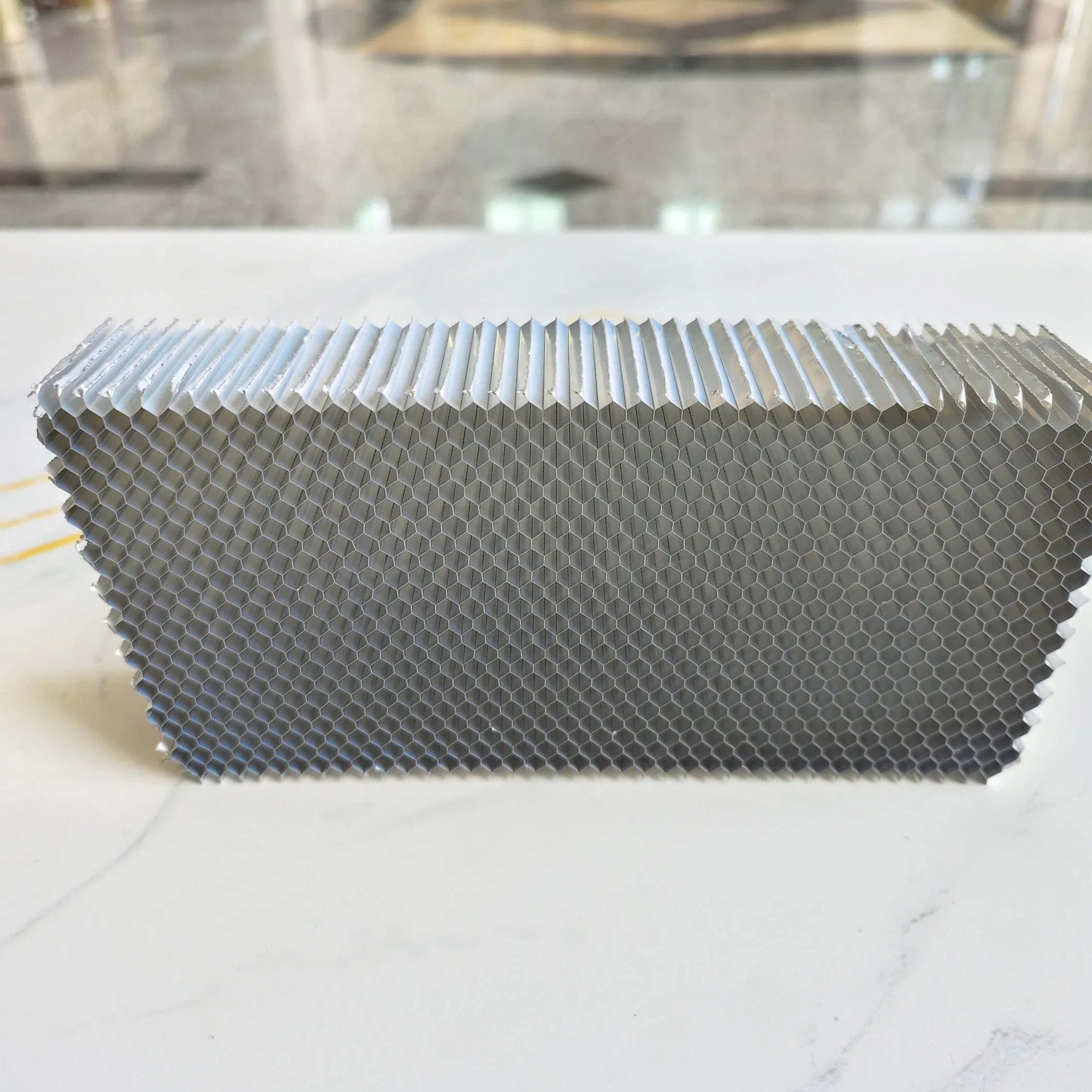 Thermal-Insulating Aluminum Honeycomb Core Shear - Resistant Versatile for Industrial Energy Absorbers
