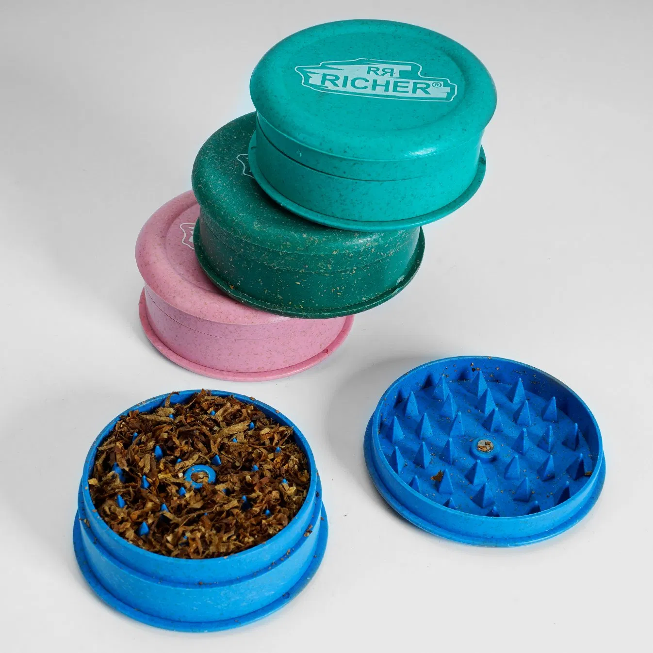 Premium Herb Grinder with Sharp Teeth for Smooth and Efficient Grinding