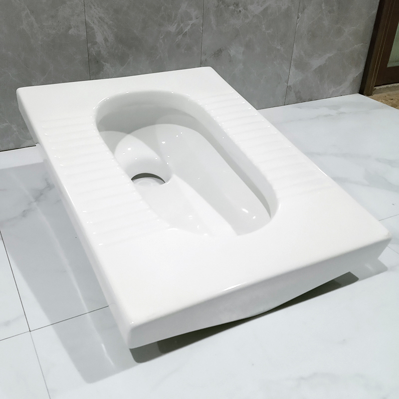 Floor Mounted Smooth Surface Toilet Cheap Water Closet for Public Use Squat Pan Wc