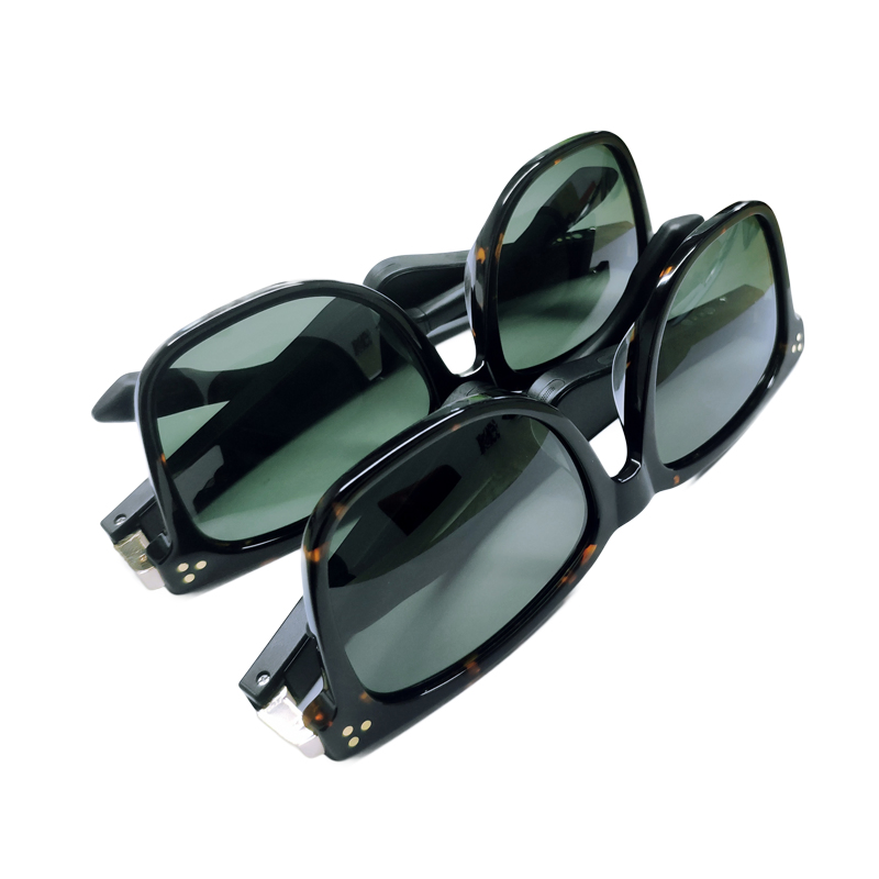 Manufacturers Supply Summer Can Listen to Songs Can Shade Glasses, Sunglasses, Earphone