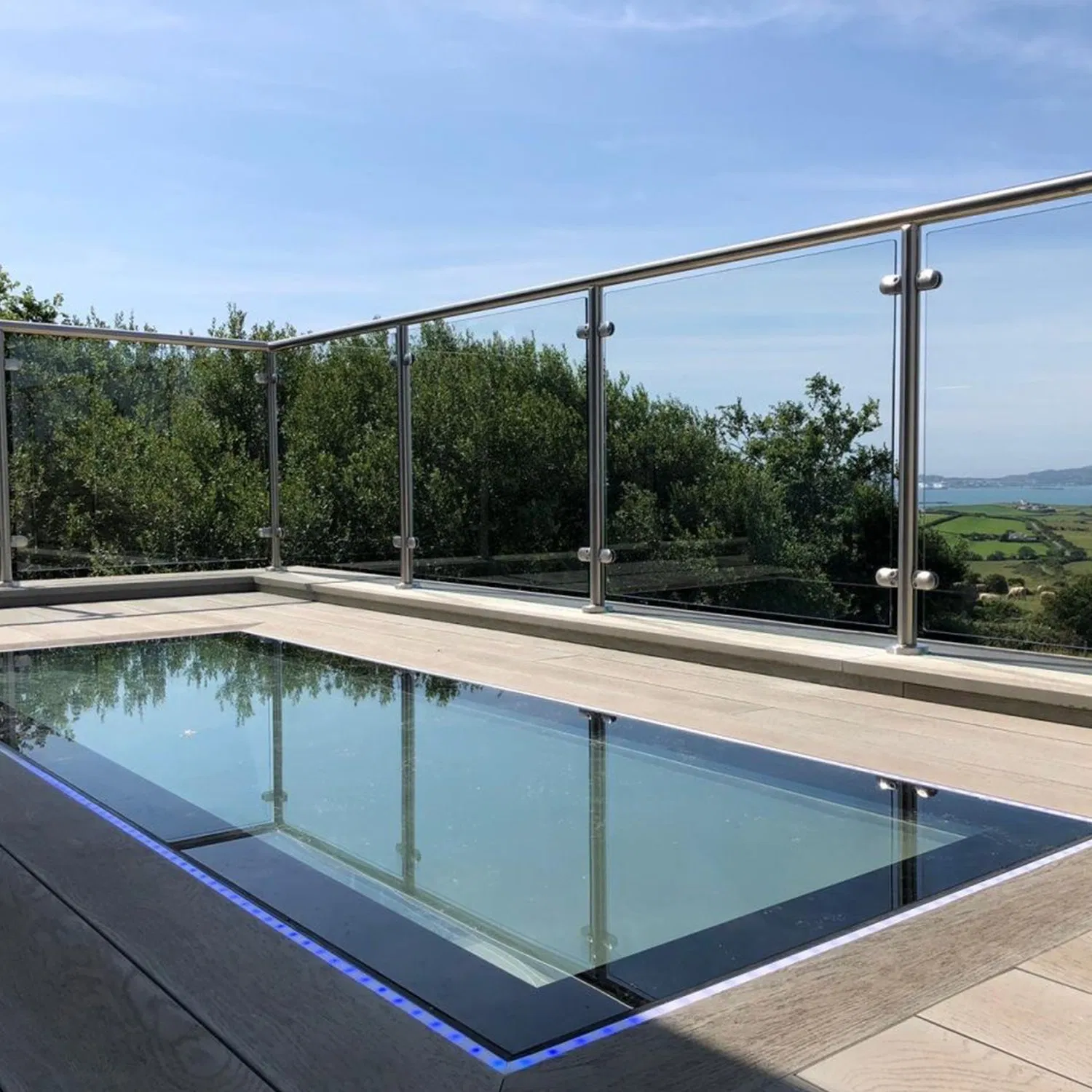 Factory Stainless Steel Frameless Spigot Staircase Balcony Handrail Balustrade with CE