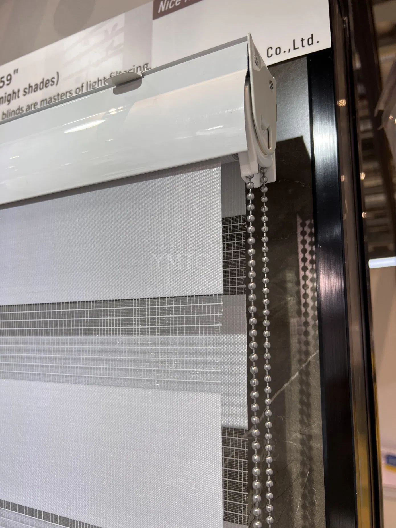 Home Modern Design Cheap Fabric Zebra Roller Shades with Bead Chain Control