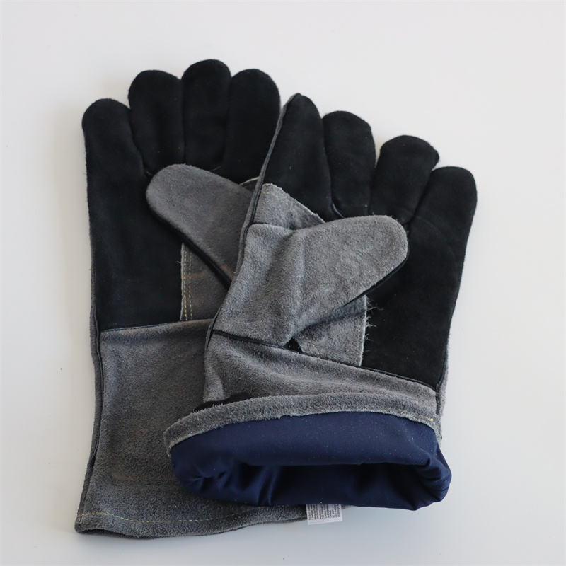 Durable Cowhide BBQ Gloves with Long Sleeve Protection for Grilling