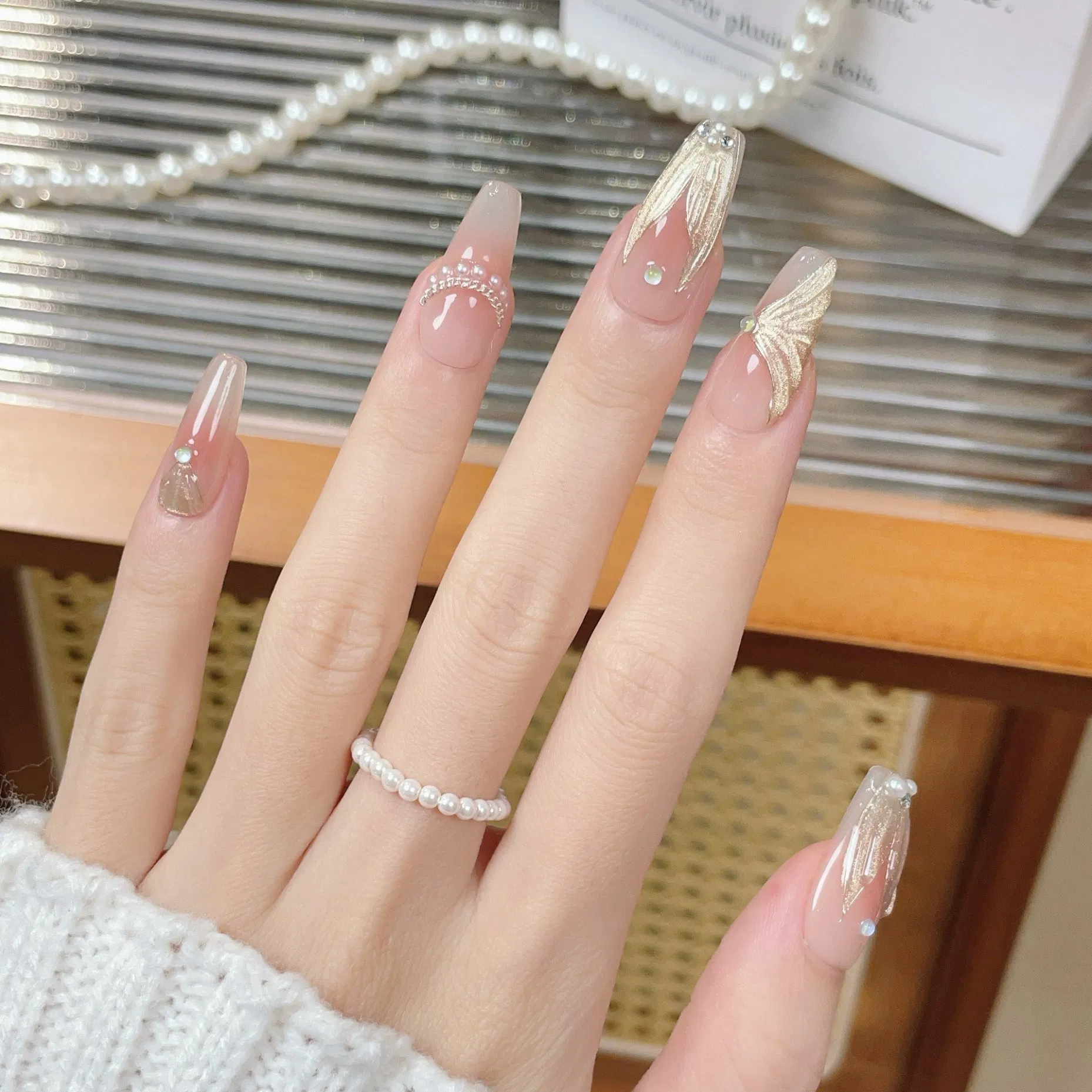 Luxury Handmade High Quality Press-on Fake Nails Manicure Set for Women Fashion Accessories