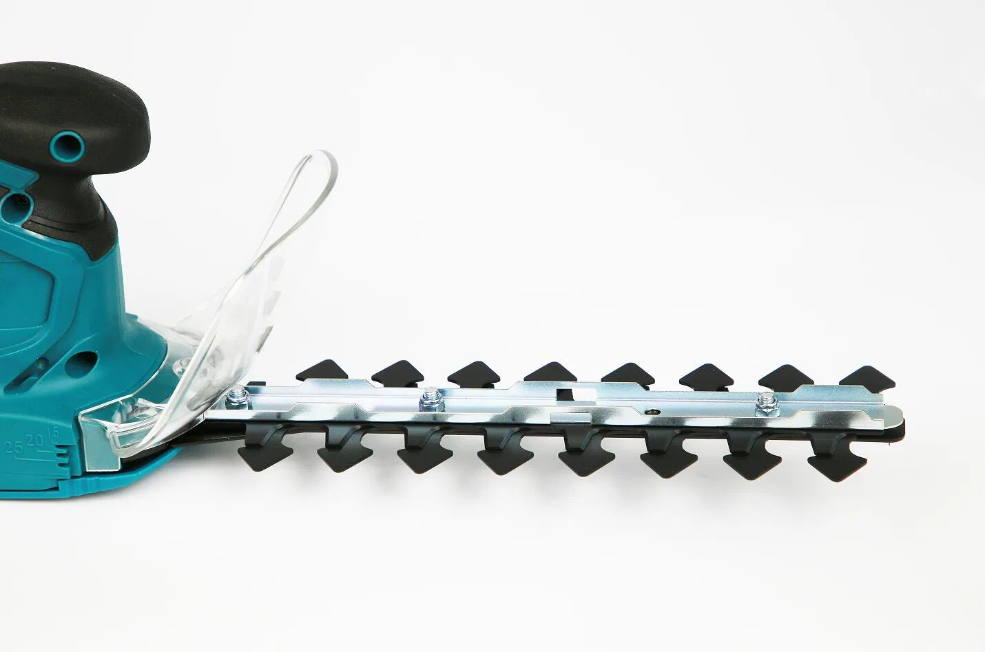 Аккумуляторный кусторез для живой изгороди