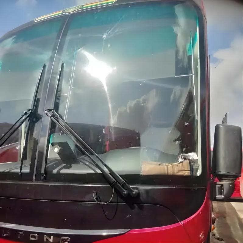 Лобовое стекло Yutong ZK6128H (Гана)
