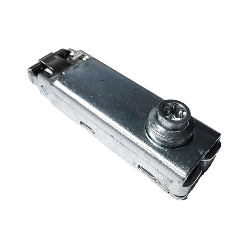 Exhibition Tension Lock Used at a 45 ° Angle for Flexible Booth Configuration