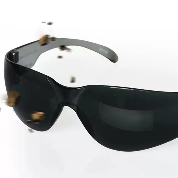 Smoke Wrap-Around Safety Glasses, Impact Resistant Anti-Scartch Non-Slip Safety Goggles for Men Women Youth, One Size