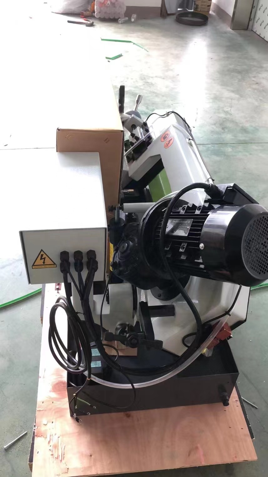 Ленточнопильный станок по металлу гидравлический HX-260G