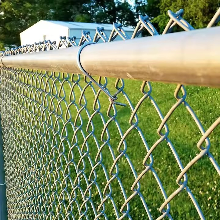 Galvanized Steel Chain Link Wire Mesh Fence Decorative Garden Fence