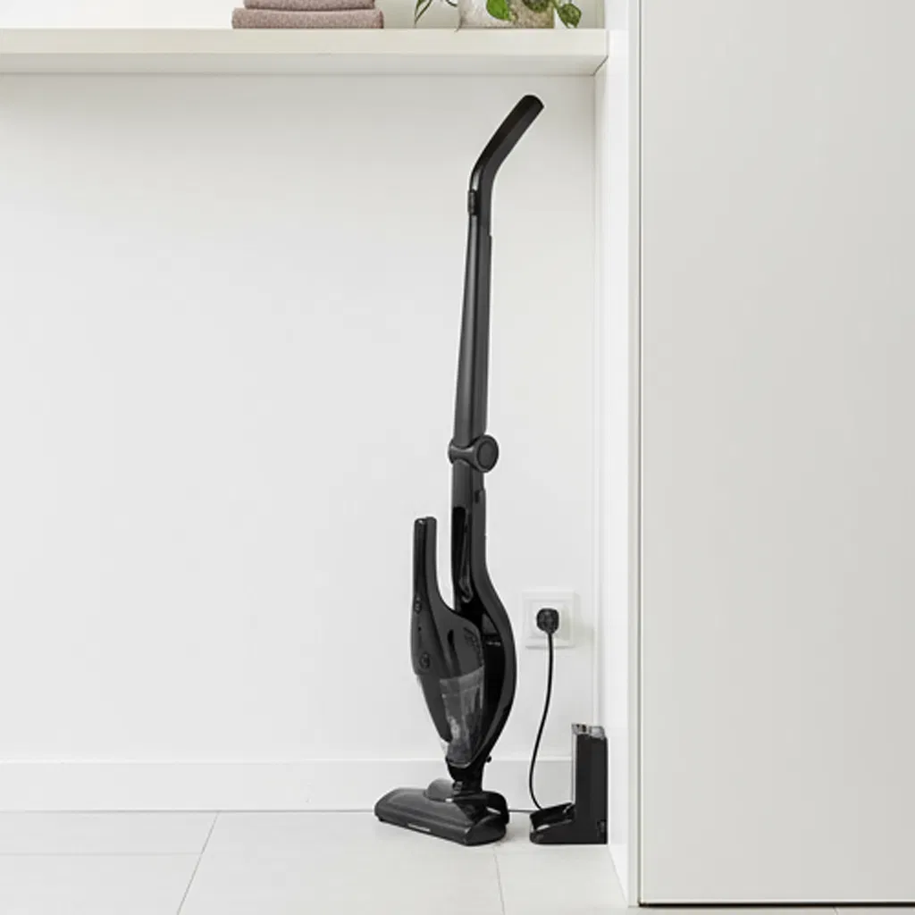 Compact and Cordless Vacuum Cleaner with 18.5V Battery Power