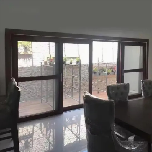 Point-Supported Glass Curtain Wall System