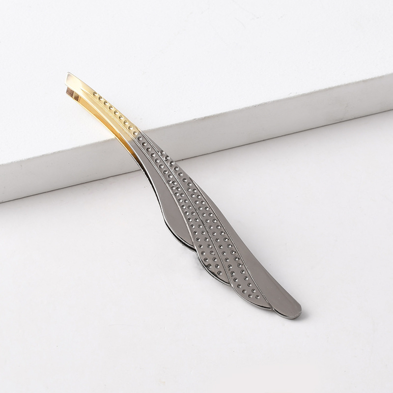 Black Gold Two-Color Stainless Steel Eyebrow Clip Tweezers Oblique Mouth