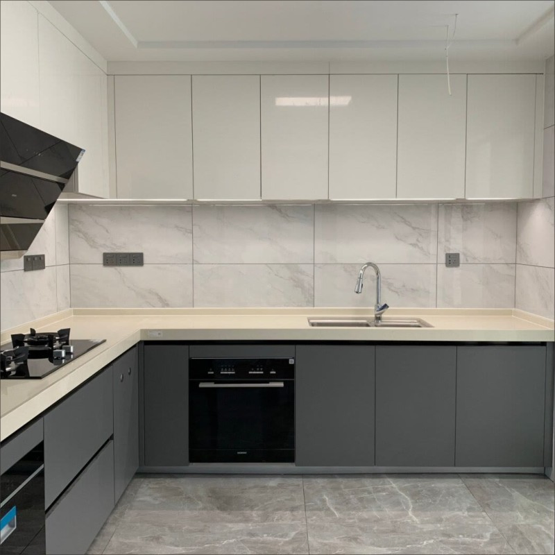 Stylish Multi-Functional Cabinet with Adjustable Shelves and Doors