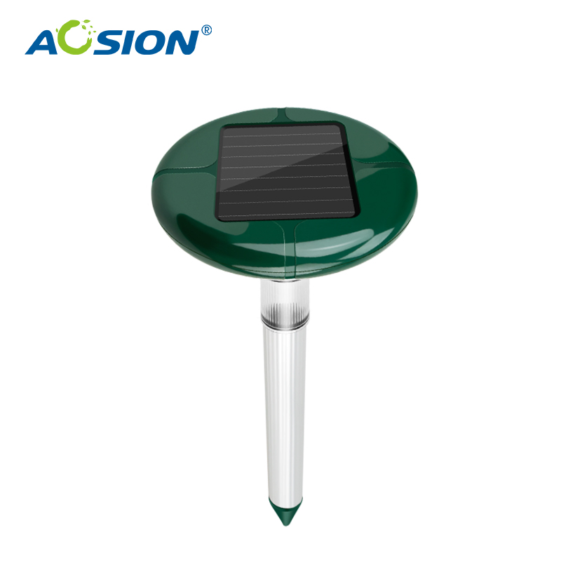 Sonic Mole Repeller for Garden Rodent Control with Solar Powered Lights