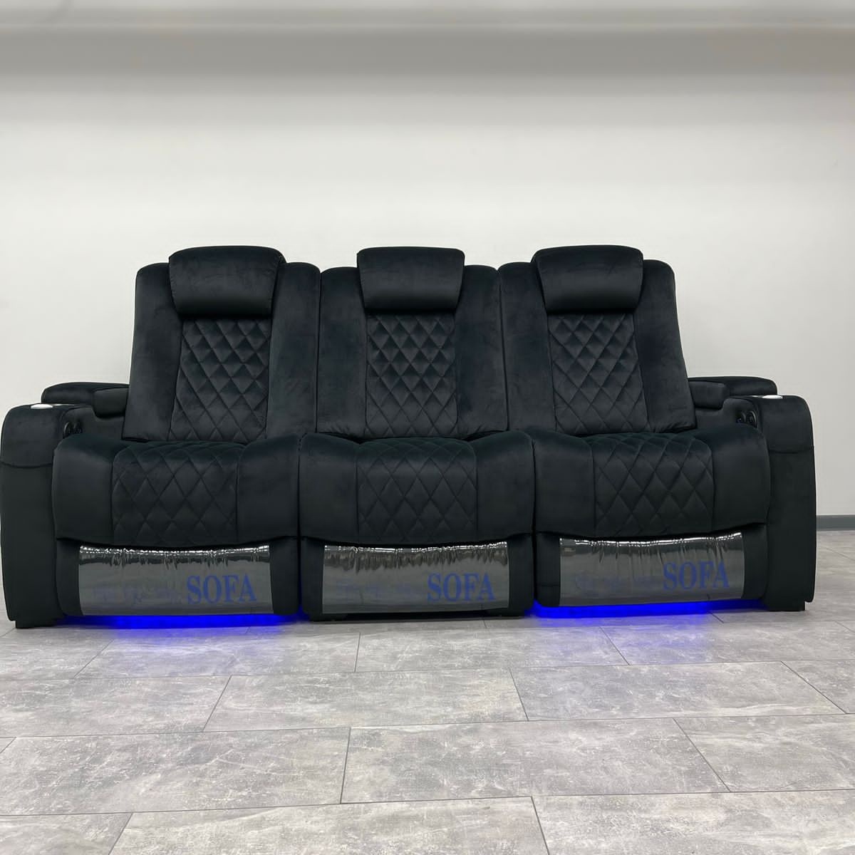 Кресло для домашнего кинотеатра электрическое реклайнер со столиком