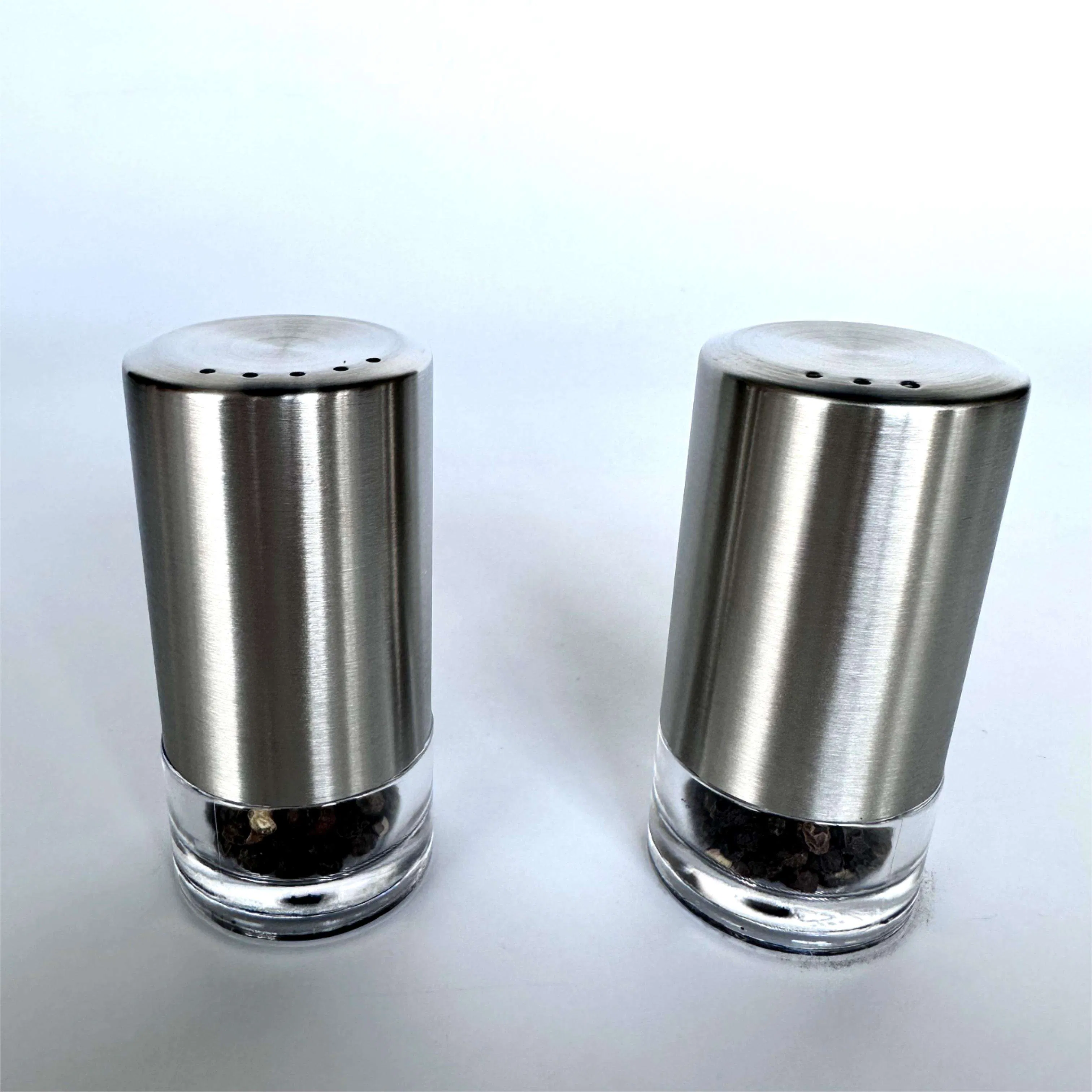 Wholesale Mini Spice Shaker Bottle Unique Custom Stainless Steel Salt and Pepper Shakers Set