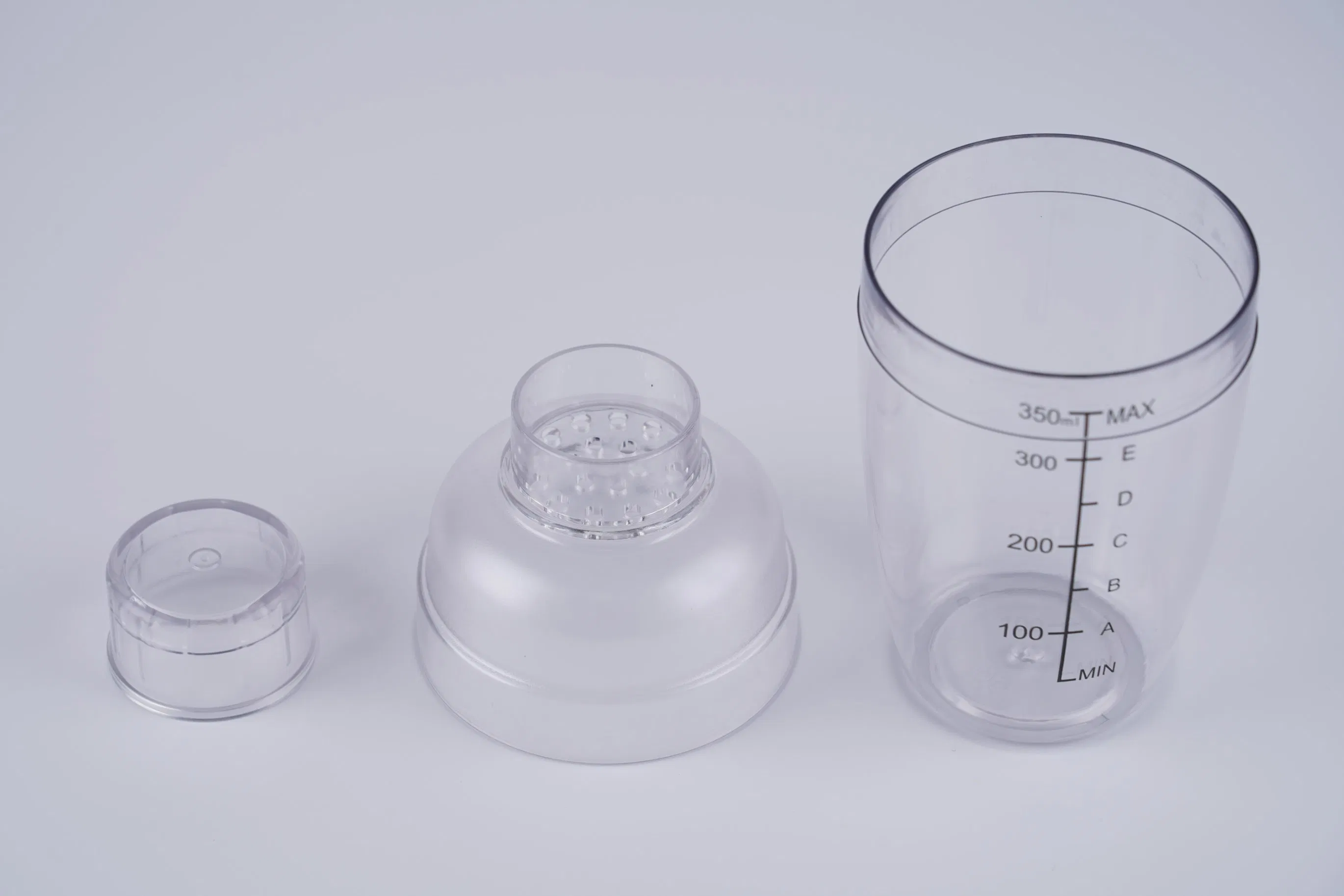 Transparent Plastic Hand Shaker Cup with Scales for Cocktail Shaking Barware Gift Item