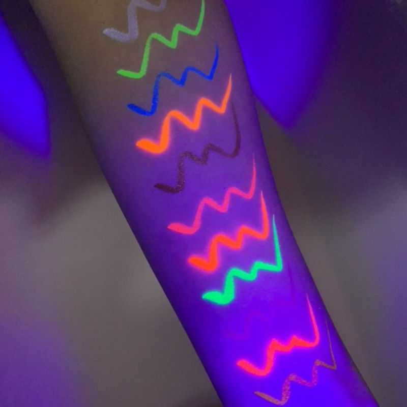 Wholesale Vegan Fluorescence Liquid Eyeliner Custom Logo Eye Makeup High Pigment Liquid Eyeliner