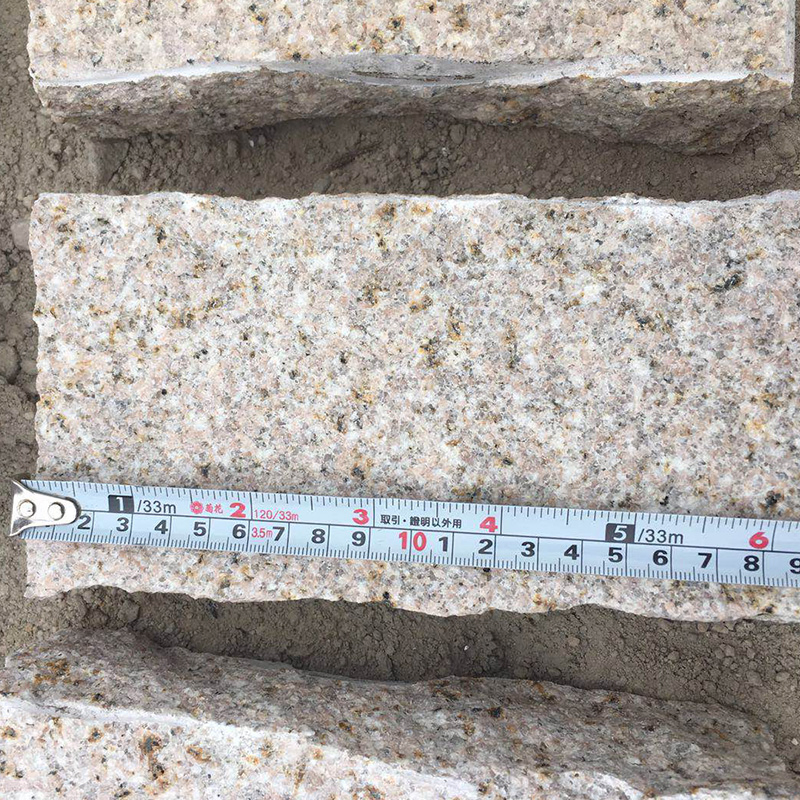 G682 Misty Yellow/Sunset Gold/Beige Rusty Stone Granite Cobblestone with Natural Split Finish for Patio Paving/Walkway Price