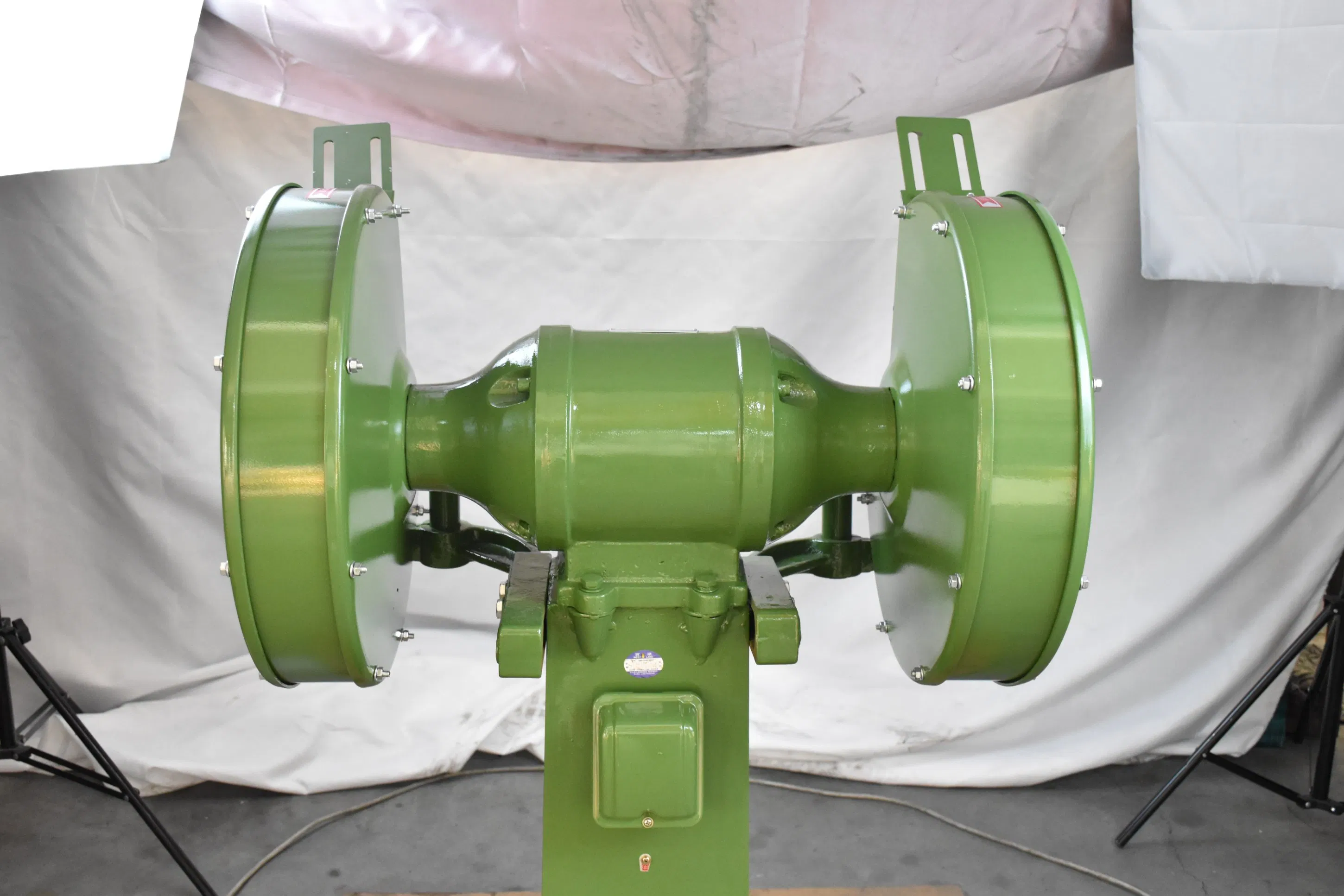 High Power & Precision Pedestal Grinder/ Grinding Machine M3040