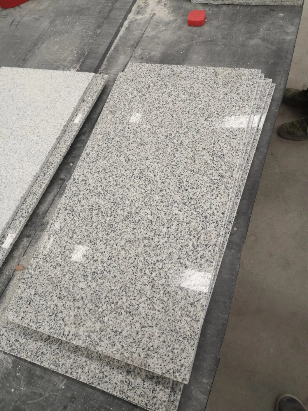 Padang White G3503 Polished Granite Tiles with Competitive Prices and Chamfered Edges