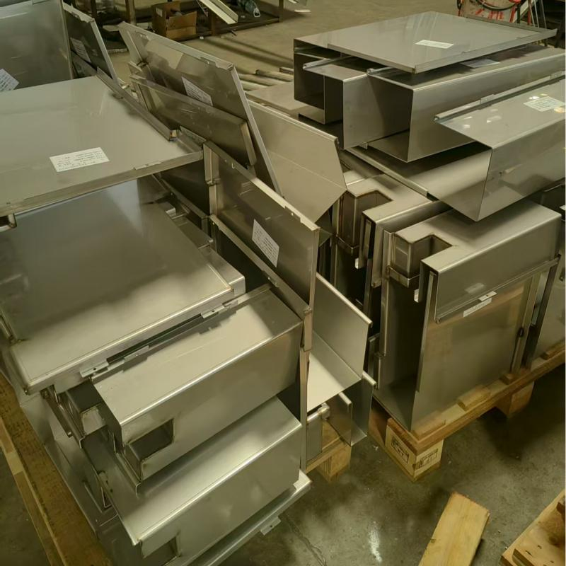 How Stainless Steel Gutters Enhance Roof Drainage and Protection