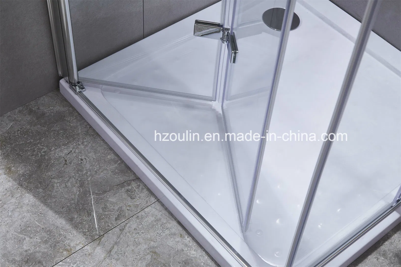 Shower Enclosure with Hinges
