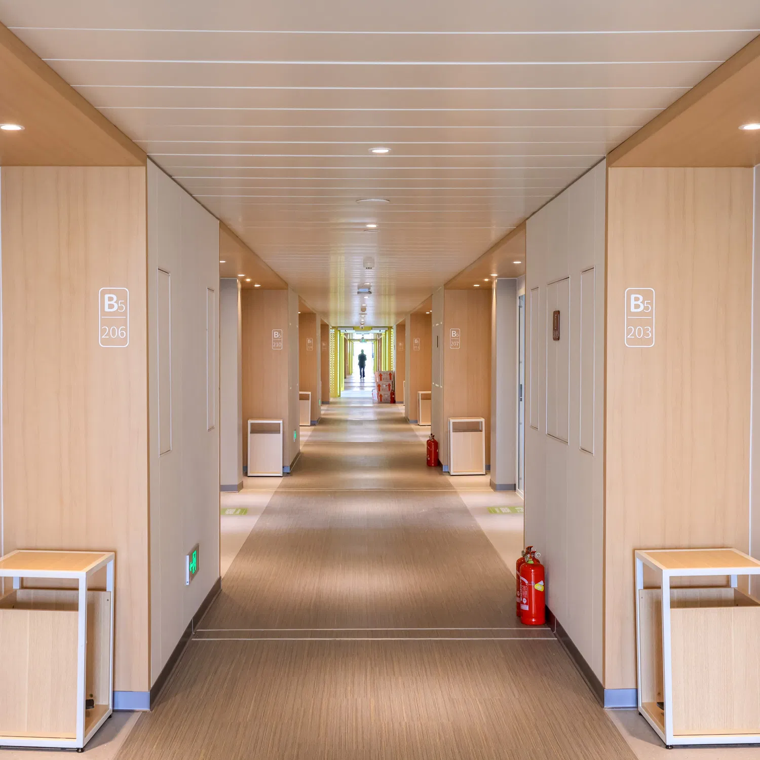 Quick Install Design Ready Made Small Prefabricated Summer Farden Houses Prefab Tiny House Container Hotel