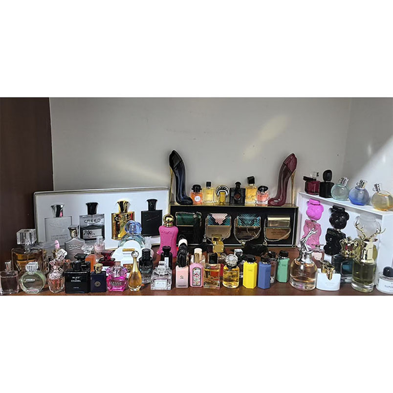 Миниатюрные парфюмерные пробники с логотипом