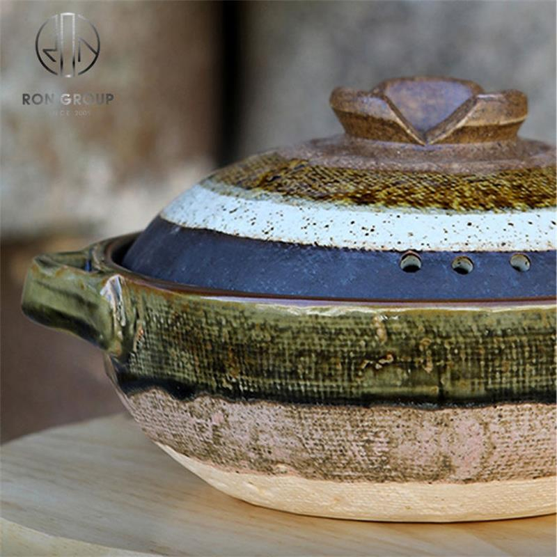 Versatile Clay Cooking Pots with Lid for Kitchen Use
