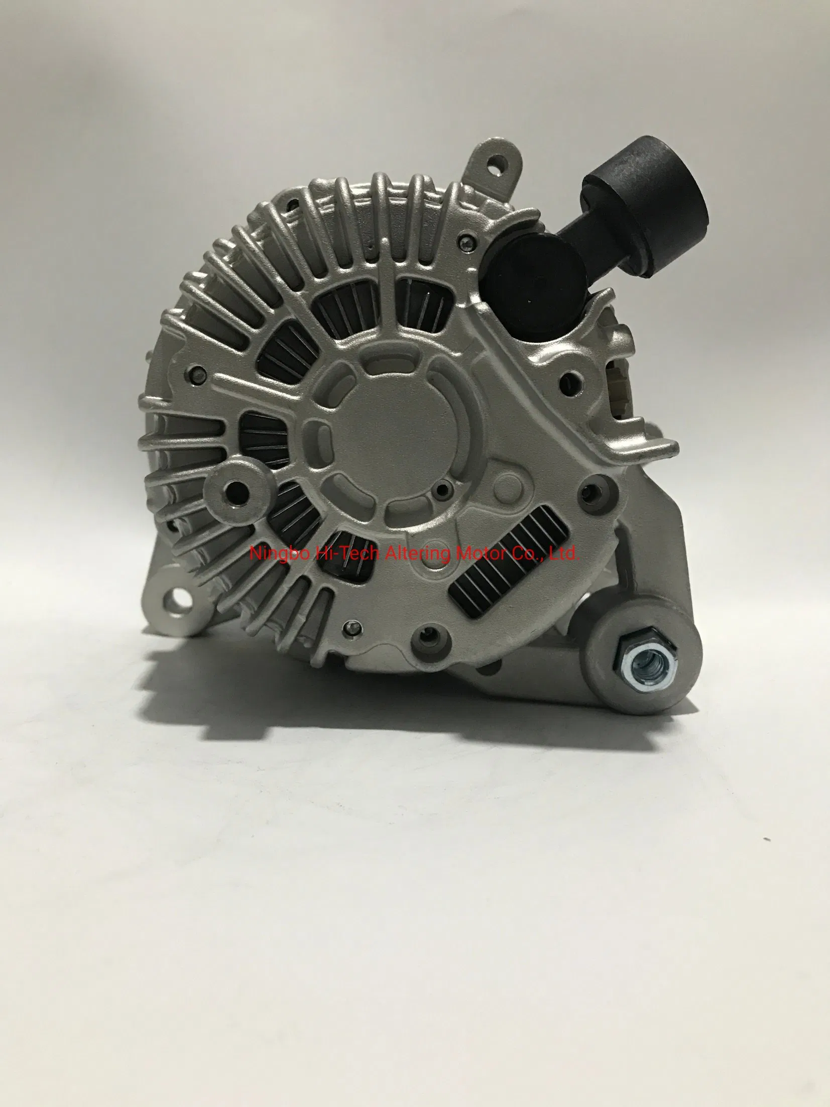 Генератор 12V 95A Lester 11537 для Mitsubishi, Isuzu