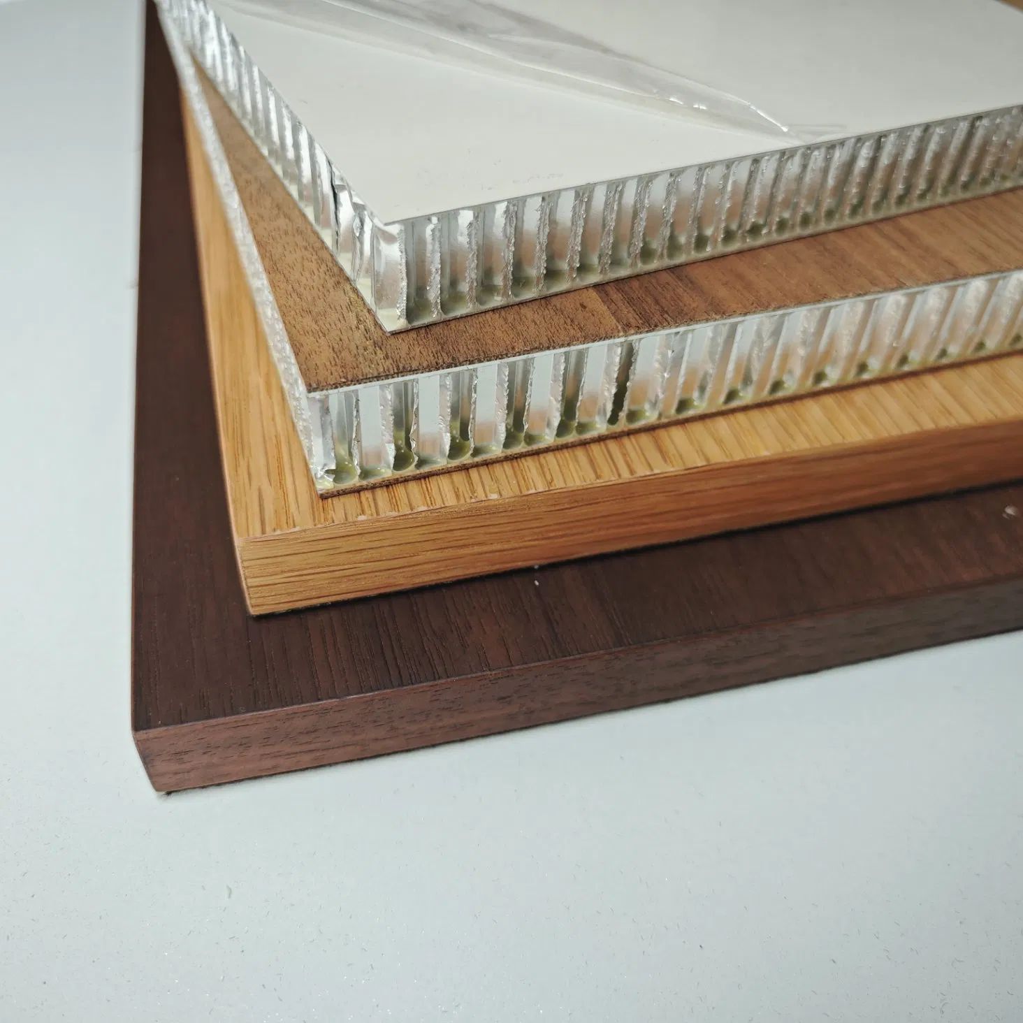 Sandwich Wall Panel Aluminum Honeycomb Ceiling Panel Durable Sandwich Panel with Honeycomb Core for Temperature Extremes Aluminum Sandwich Panel