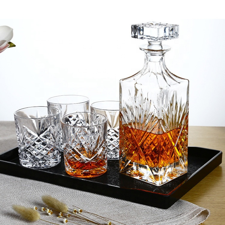 Amazon Top Seller Whiskey Decanter for Liquor Vodka Wine or Bourbon Irish Cut 750 Ml Wine Bottle Set