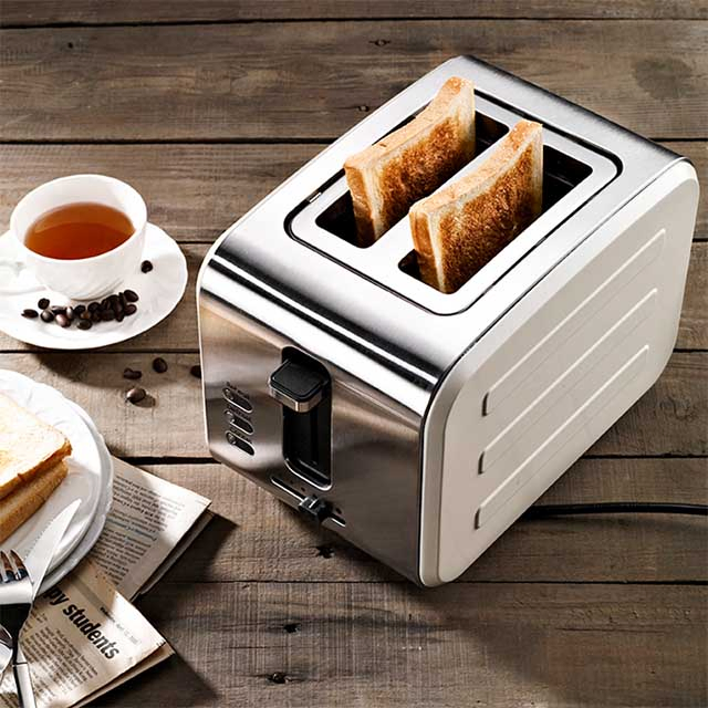 China Customized Luxury Kitchen Essentials Retro 2 Slot Household Waffle Toaster 2 Slice Stainless Steel Toaster