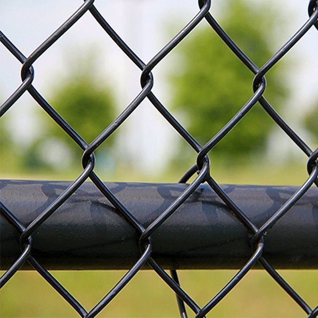 Customized 6 Feet High PVC Coated Cyclone Wire Mesh Chain Link Fence