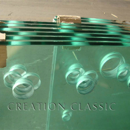 8mm Shelf/Table Top Tempered Glass of Round, Square, Irregular Shaped