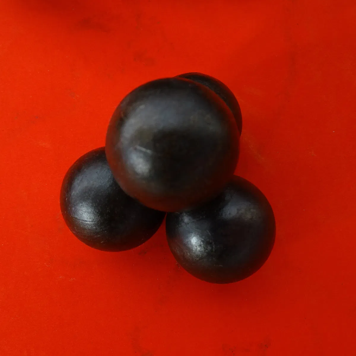 Низкохромистые помольные шары для химической промышленности