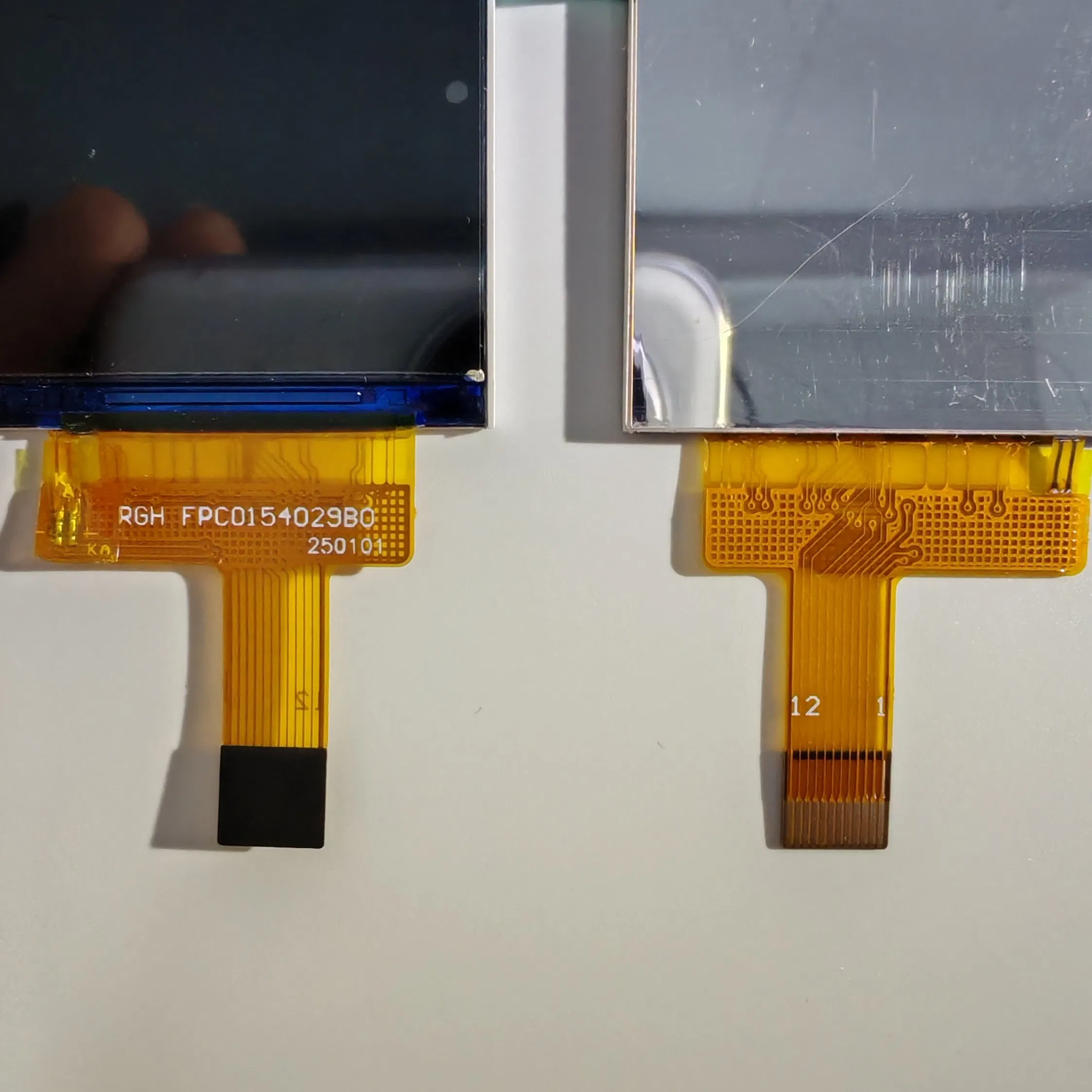 Ultra Bright 1.54" TFT LCD Screen with 500CD/M² Brightness