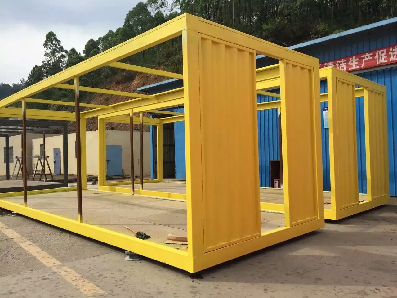 Low Cost 20FT/40FT Mobile Prefabricated Flat Pack Modular Container House for Sale