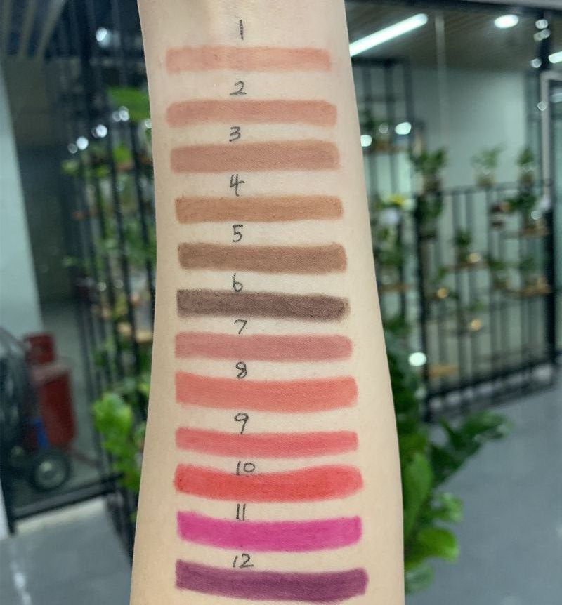 Vegan Waterproof Black Lip Liner - Creamy Matte Twist Formula
