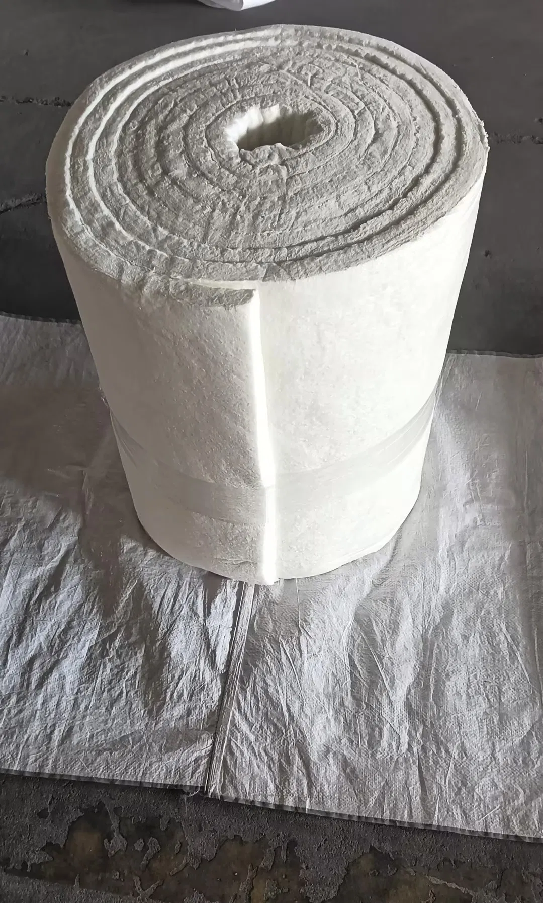 High-Temperature Ceramic Fiber Blanket 1260°C Resistance