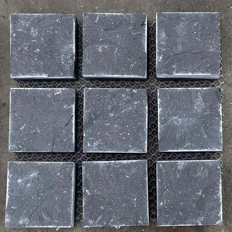 Flamed and Natual Split Sides Black Basalt Stone for Outdoor Paving Stone