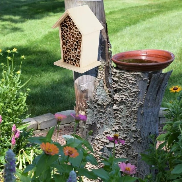 Wooden Bee House Durable House for Insects Bees