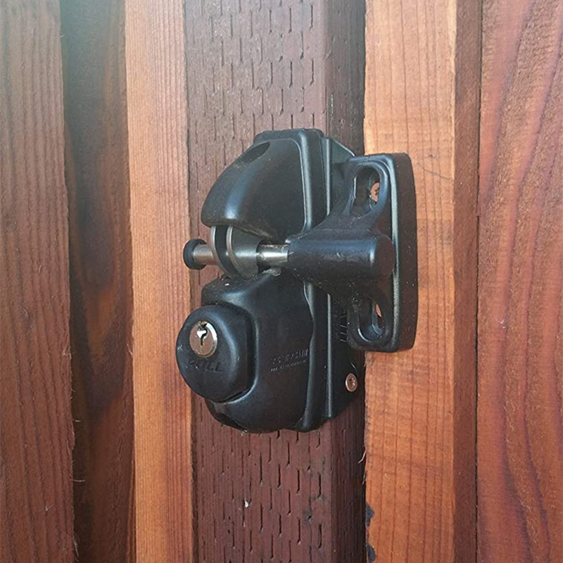 Safetech Hardware Black Key-Lockable Gate Latch