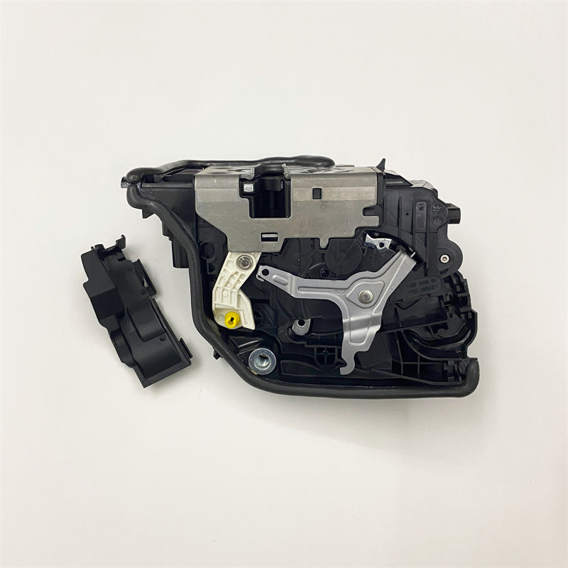 Stzt51227477704autoparts Automotive Carcentredoor Lock Actuator51227477712 for B Mwg32g12g07
